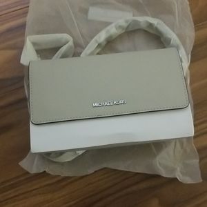 Ladies jet set travel